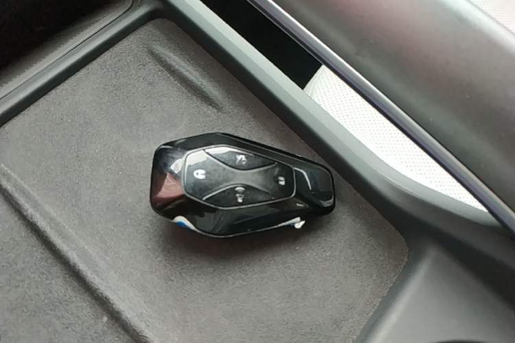 Used ARCFOX Alpha S5 2024 560MAX 185kW Vehicle Key