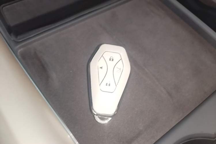 Used ARCFOX Alpha S5 2024 560PRO 185kW Vehicle Key