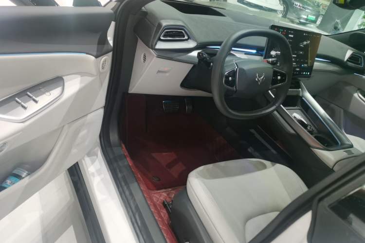Used ARCFOX Alpha S5 2024 560MAX 185kW Driver Seat