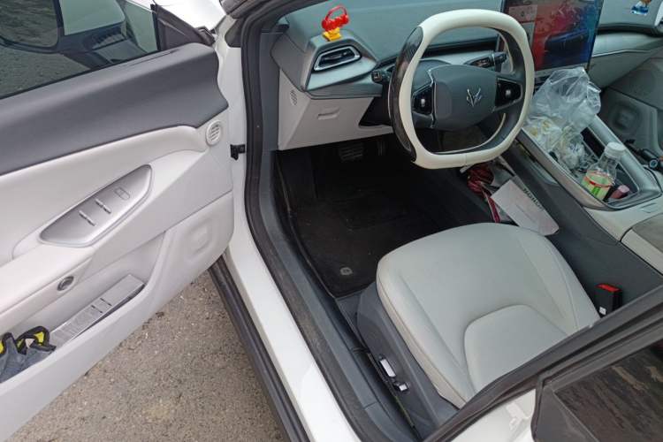 Used ARCFOX Alpha S5 2024 560PRO 185kW Driver Seat