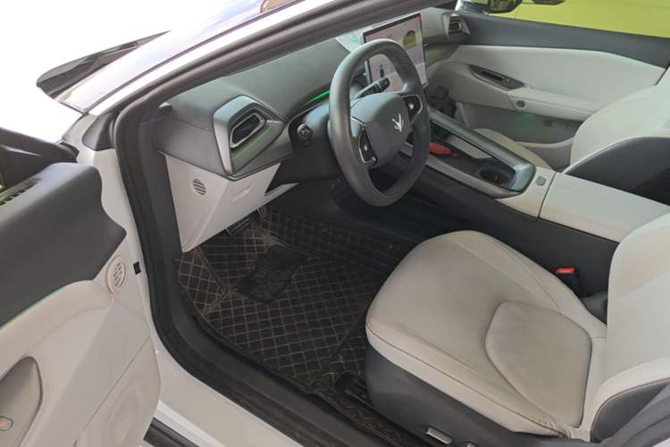 Used ARCFOX Alpha S5 2024 560MAX 185kW Driver Seat