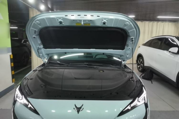 Used ARCFOX Alpha S5 2024 708MAX 200kW Engine Bay