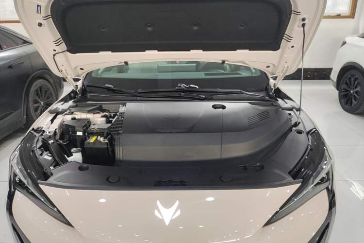 Used ARCFOX Alpha S5 2024 708MAX 200kW Engine Bay