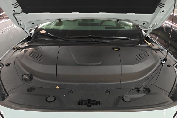 Used ARCFOX Alpha S5 2024 560MAX 185kW Engine Bay