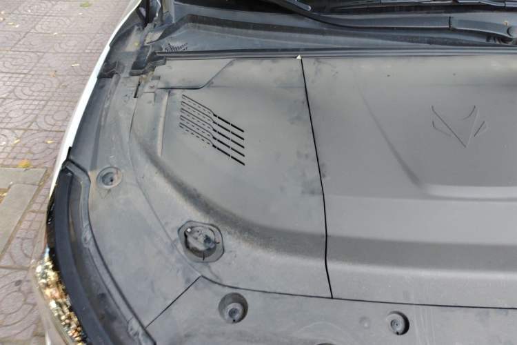 Used ARCFOX Alpha S5 2024 560MAX 185kW Engine Bay Right