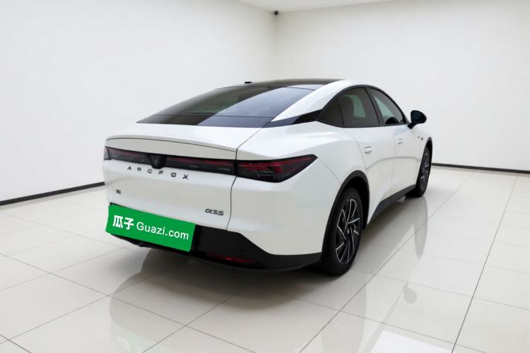 Used ARCFOX Alpha S5 2024 560PRO 185kW Exterior 5