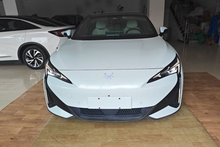 Used ARCFOX Alpha S5 2024 650ULTRA 390kW Front