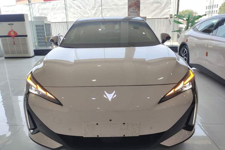 Used ARCFOX Alpha S5 2024 560MAX 185kW Front