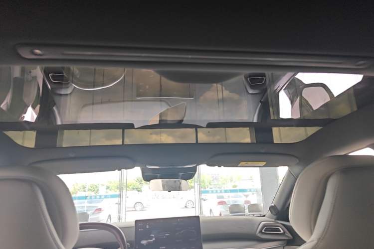 Used ARCFOX Alpha S5 2024 560PRO 185kW Headliner