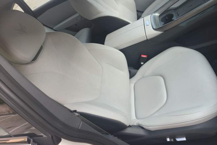 Used ARCFOX Alpha S5 2024 708MAX 200kW Interior 10