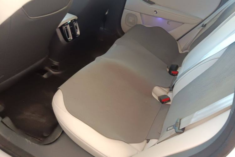 Used ARCFOX Alpha S5 2024 560MAX 185kW Interior 4