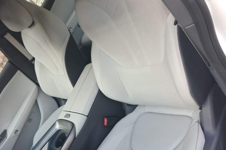 Used ARCFOX Alpha S5 2024 708MAX 200kW Interior 9