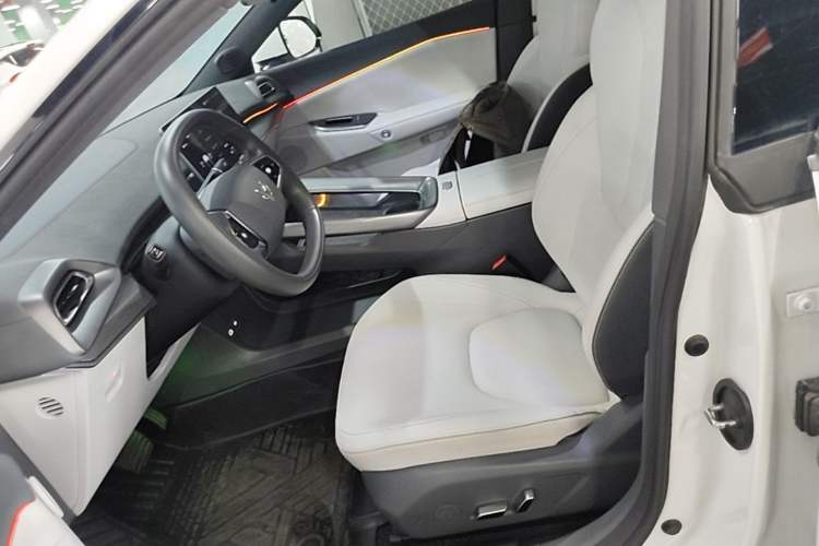 Used ARCFOX Alpha S5 2024 560PRO 185kW Left Front Seat