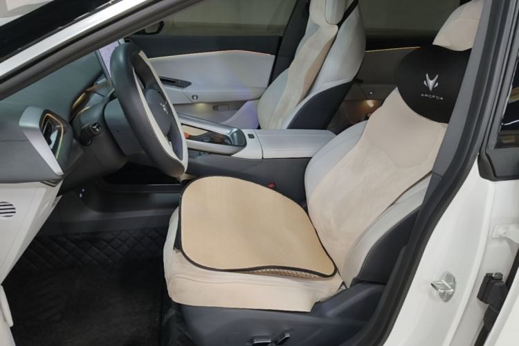 Used ARCFOX Alpha S5 2024 560MAX 185kW Left Front Seat