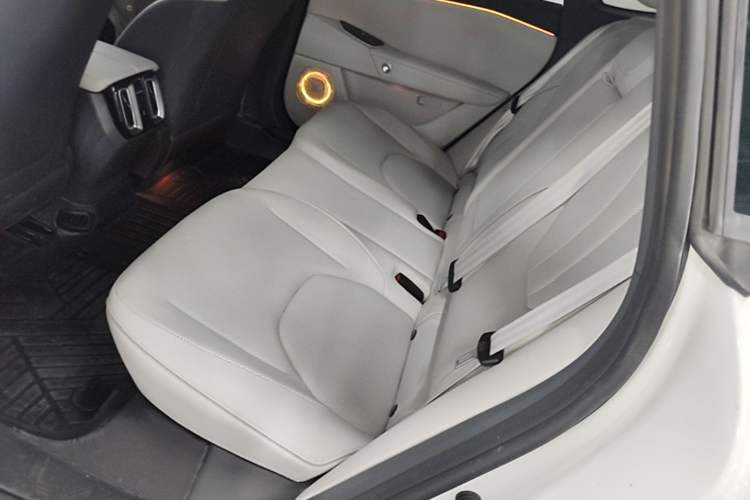 Used ARCFOX Alpha S5 2024 560PRO 185kW Left Rear Seat