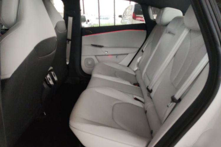 Used ARCFOX Alpha S5 2024 708MAX 200kW Left Rear Seat