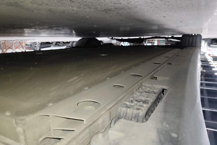 Used ARCFOX Alpha S5 2024 560PRO 185kW Left Side Sill