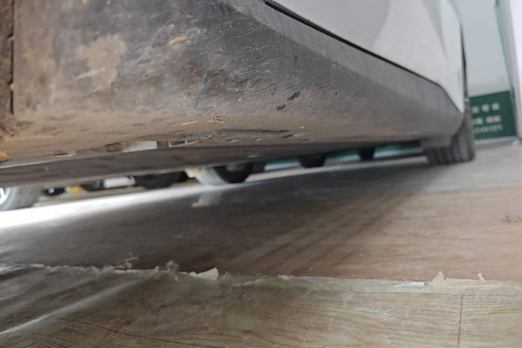 Used ARCFOX Alpha S5 2024 650ULTRA 390kW Left Side Sill