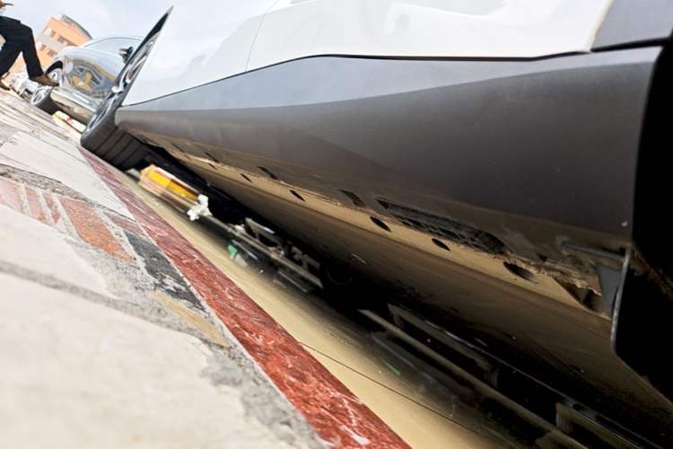 Used ARCFOX Alpha S5 2024 560MAX 185kW Left Side Sill