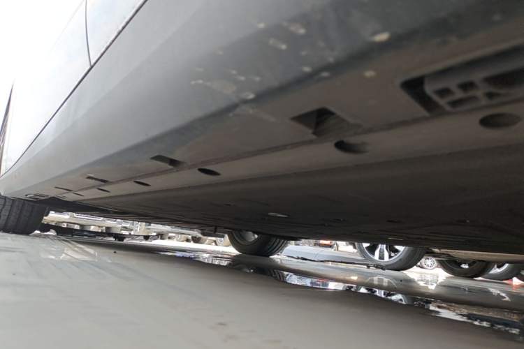 Used ARCFOX Alpha S5 2024 560MAX 185kW Left Side Sill