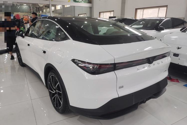 Used ARCFOX Alpha S5 2024 560MAX 185kW Rear Left 45 Deg
