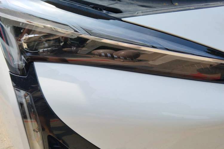 Used ARCFOX Alpha S5 2024 560MAX 185kW Right Front Headlight