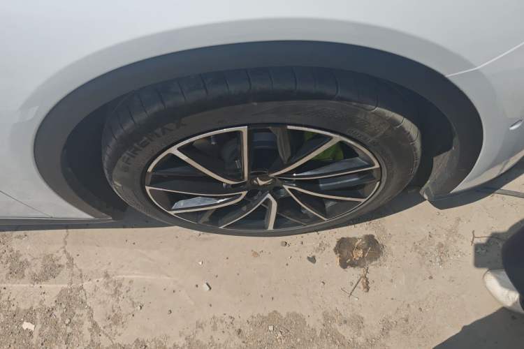 Used ARCFOX Alpha S5 2024 708MAX 200kW Right Front Wheel Hub