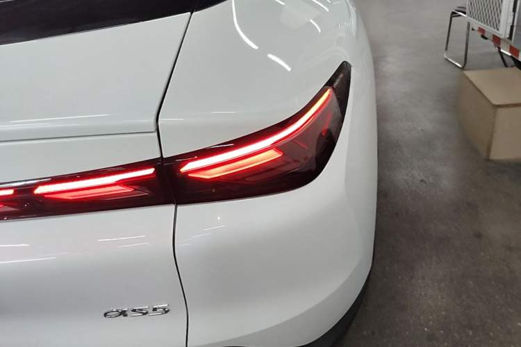 Used ARCFOX Alpha S5 2024 560PRO 185kW Right Rear Taillight