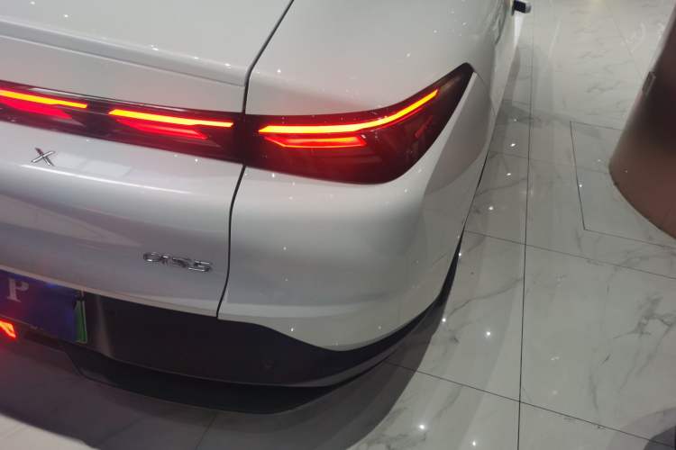 Used ARCFOX Alpha S5 2024 560MAX 185kW Right Rear Taillight