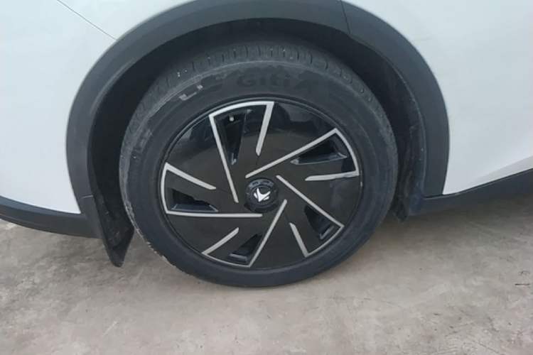 Used ARCFOX Alpha S5 2024 560PRO 185kW Right Rear Wheel Hub