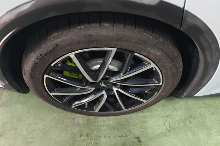 Used ARCFOX Alpha S5 2024 560MAX 185kW Right Rear Wheel Hub