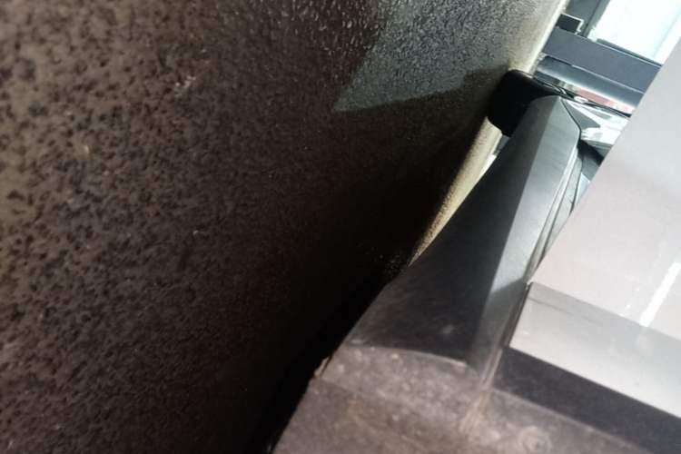 Used ARCFOX Alpha S5 2024 708MAX 200kW Right Side Sill