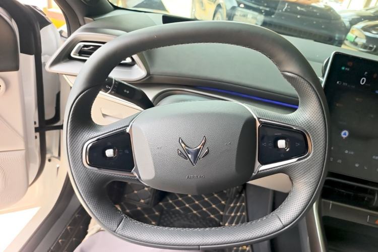 Used ARCFOX Alpha S5 2024 560MAX 185kW Steering Wheel