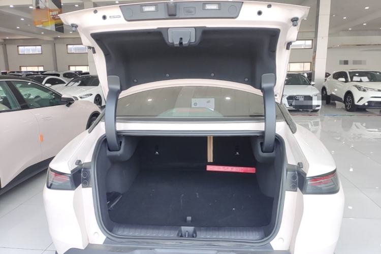 Used ARCFOX Alpha S5 2024 560MAX 185kW Trunk
