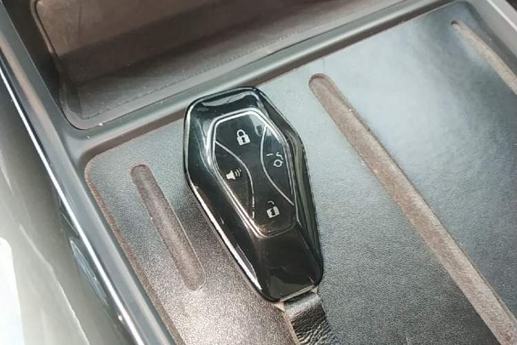 Used ARCFOX Alpha S5 2024 560PRO 185kW Vehicle Key