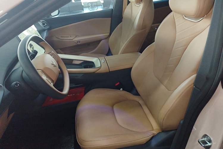 Used ARCFOX Alpha S5 2024 560PRO 185kW Left Front Seat
