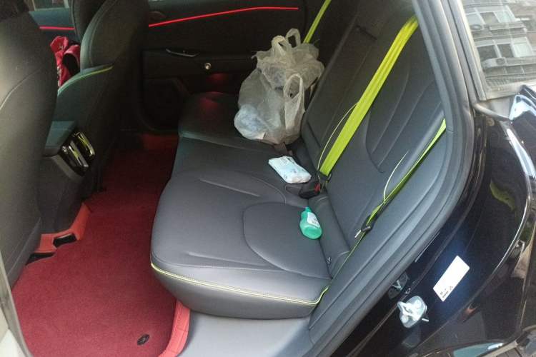 Used ARCFOX Alpha S5 2025 560MAX 185kW Interior 4