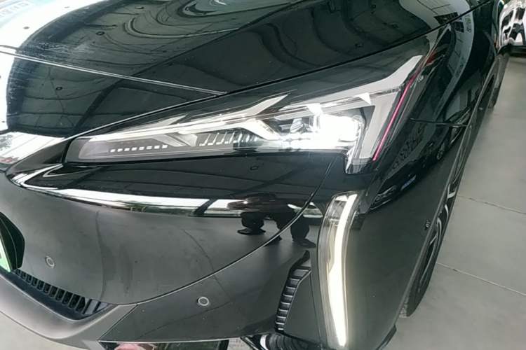 Used ARCFOX Alpha S5 2025 560MAX 185kW Left Front Headlight
