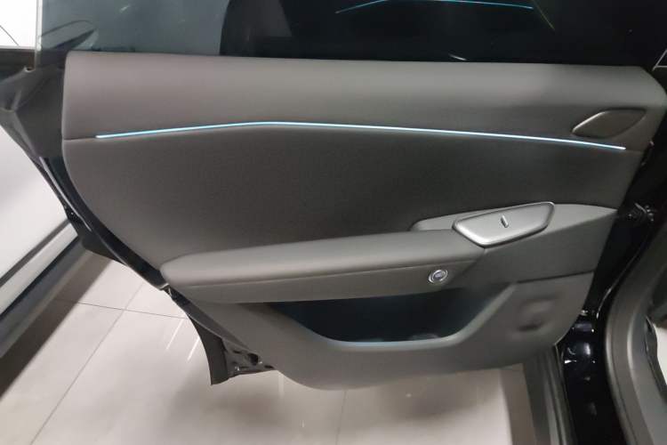 Used ARCFOX Alpha S5 2025 560MAX 185kW Left Rear Door Interior