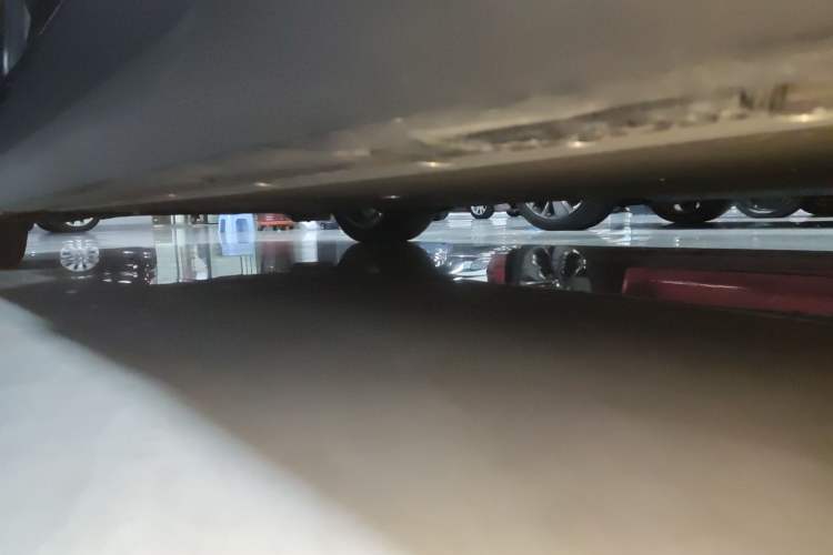 Used ARCFOX Alpha S5 2025 560MAX 185kW Left Side Sill