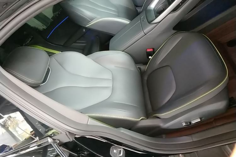 Used ARCFOX Alpha S5 2025 560MAX 185kW Right Front Seat