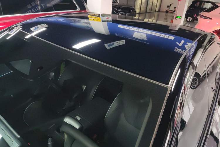 Used ARCFOX Alpha S5 2025 560MAX 185kW Roof
