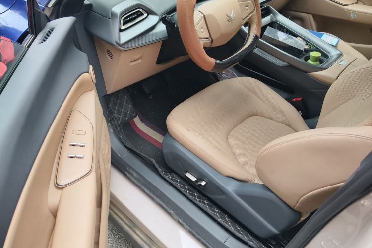 Used ARCFOX Alpha S5 2025 Facelifted 560MAX 185kW Driver Seat