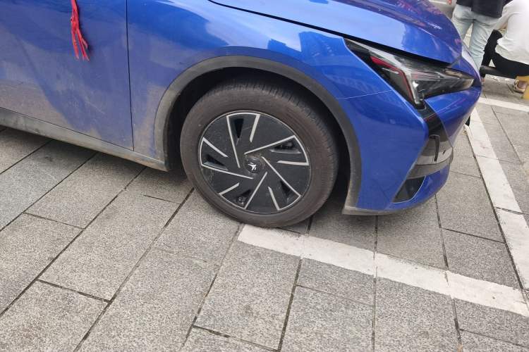 Used ARCFOX Alpha S5 2025 Facelifted 560MAX 185kW Right Front Wheel Hub