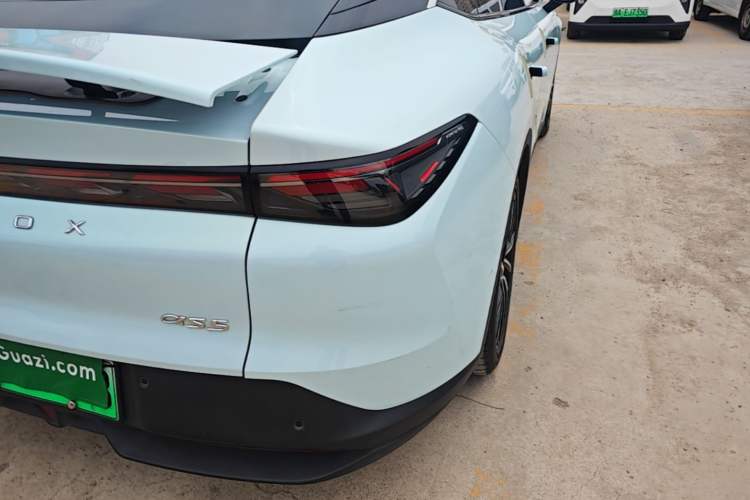 Used ARCFOX Alpha S5 2025 Facelifted 708MAX 200kW Right Rear Taillight