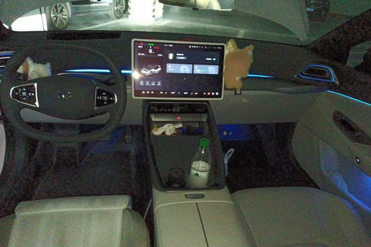 Used ARCFOX Alpha S5 2025 560MAX 185kW Center Console