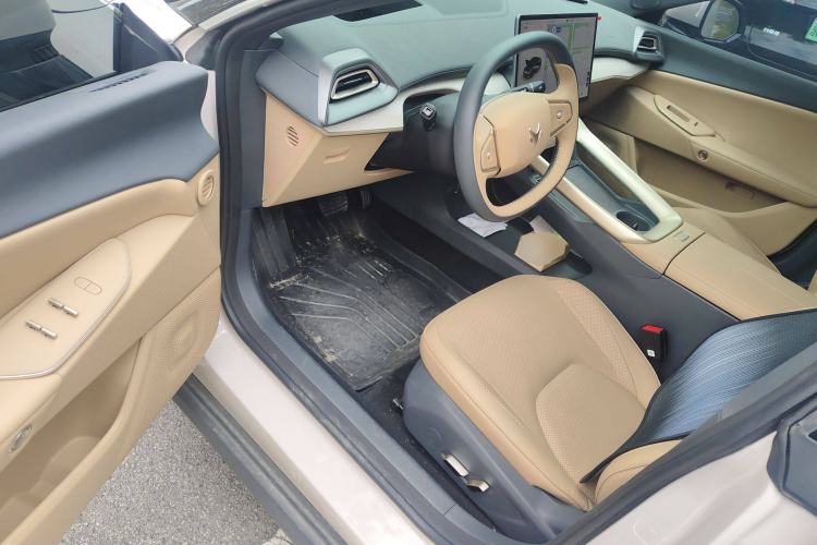 Used ARCFOX Alpha S5 2025 560MAX 185kW Driver Seat