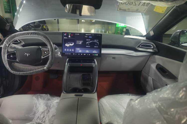 Used ARCFOX Alpha S5 2025 Facelifted 560PRO 185kW Audio And AC Panel