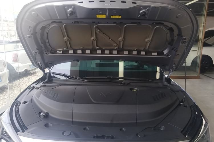 Used ARCFOX Alpha S5 2025 560MAX 185kW Engine Bay