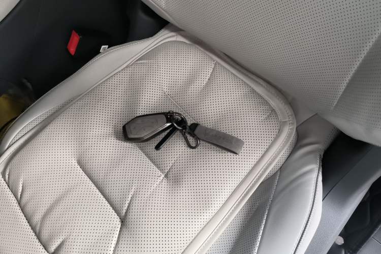 Used ARCFOX Alpha S5 2025 560PRO 185kW Interior 1
